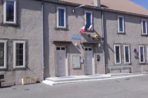 Agence postale à la Mairie de Mézilhac